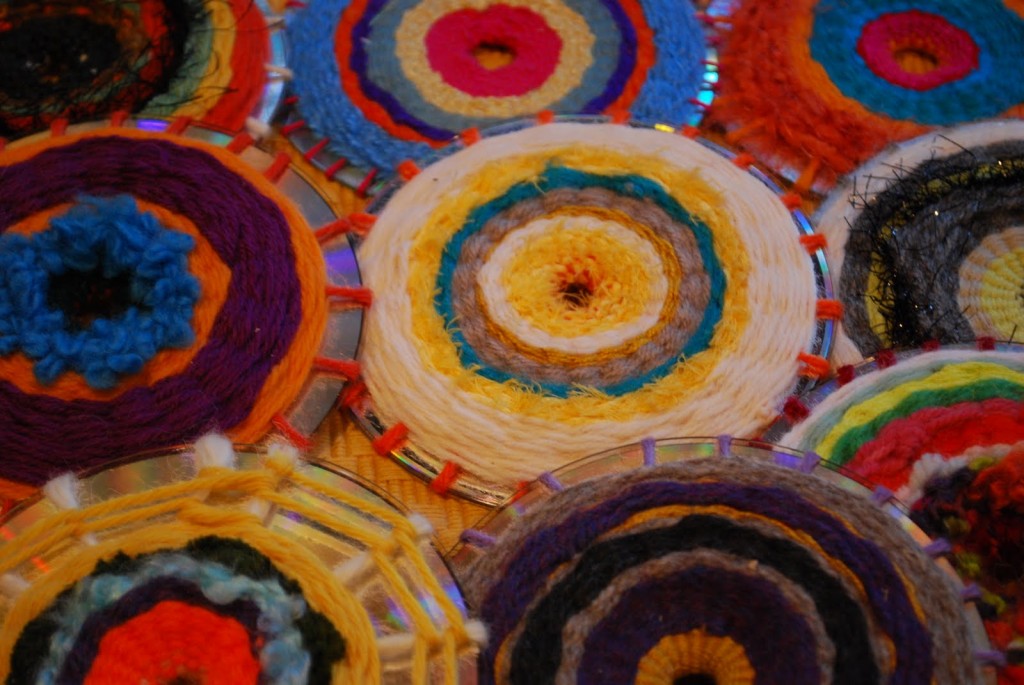 Spectacular CD Weaving