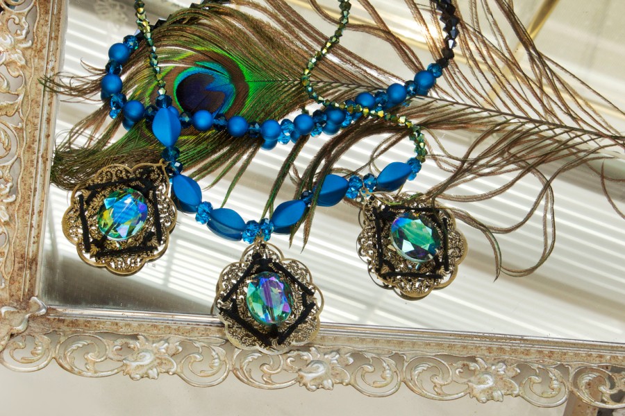 Nights Filigree DIY Necklace Craft Paper Scissors